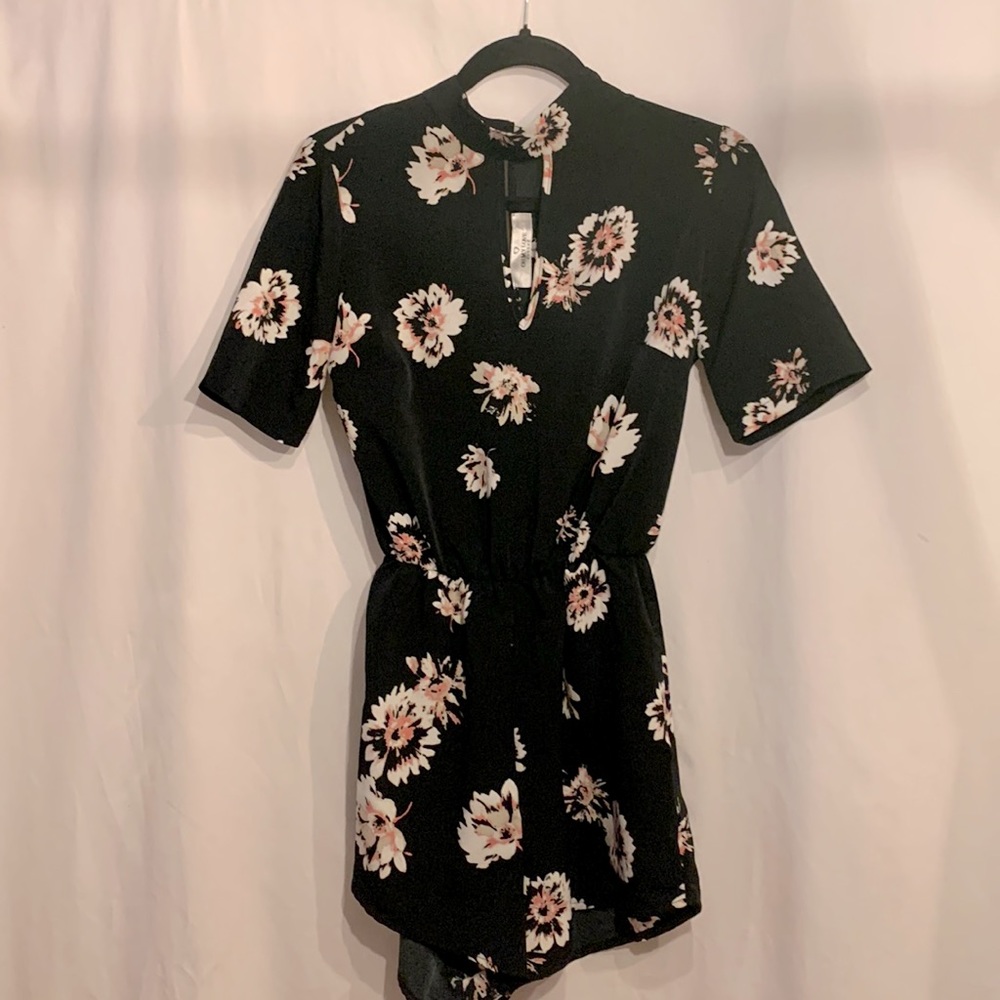 Cute floral cropped jumpsuit from oh my love